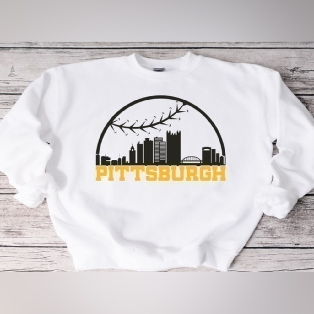 Pittsburgh Pirates Skyline Crewneck